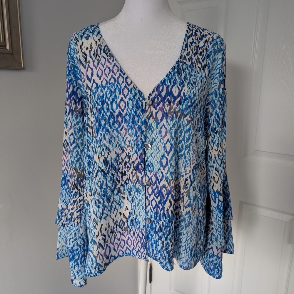 Veronica M Blue and White Geometric Blouse